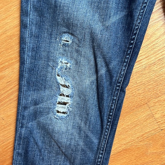 WHITE HOUSE BLACK MARKET JEANS EVERYDAY SOFT SLIM MIDRISE SIZE 4 - Picture 3 of 4